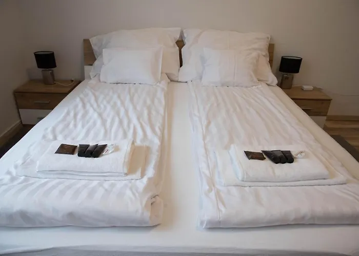 Molnar Cozy Center Retreat For 2 Ac & Perfect Location! Budapest